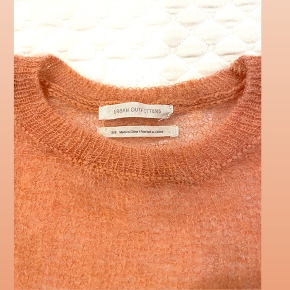 Urban Outfitters Wool-Blend Over Sweater-Size Small - Picture 2 of 5
